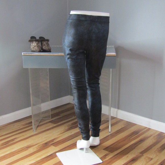Express Vegan Leather Blue Black Snakeskin Pants S - Picture 2 of 5